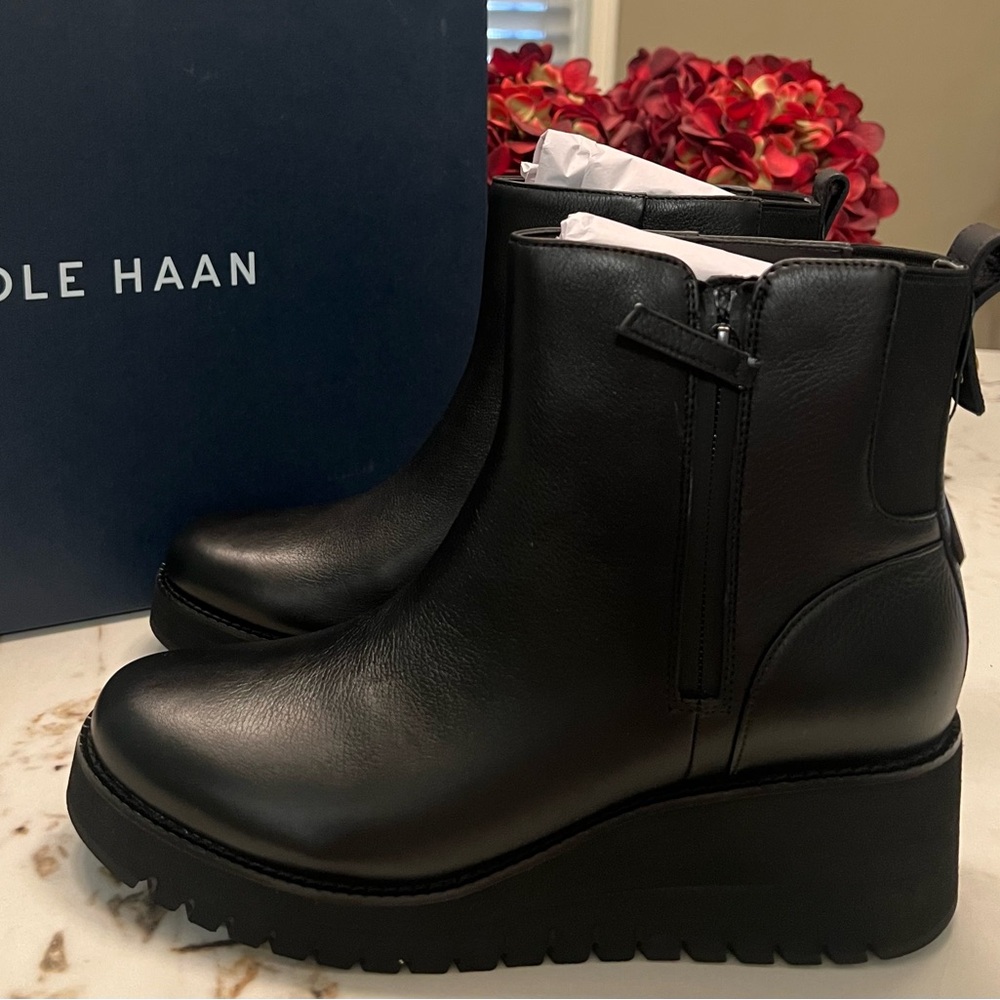 NIB Cole Haan Women's Zerogrand City Wedge side zip booties size US 9| EU39.5 - Picture 4 of 8
